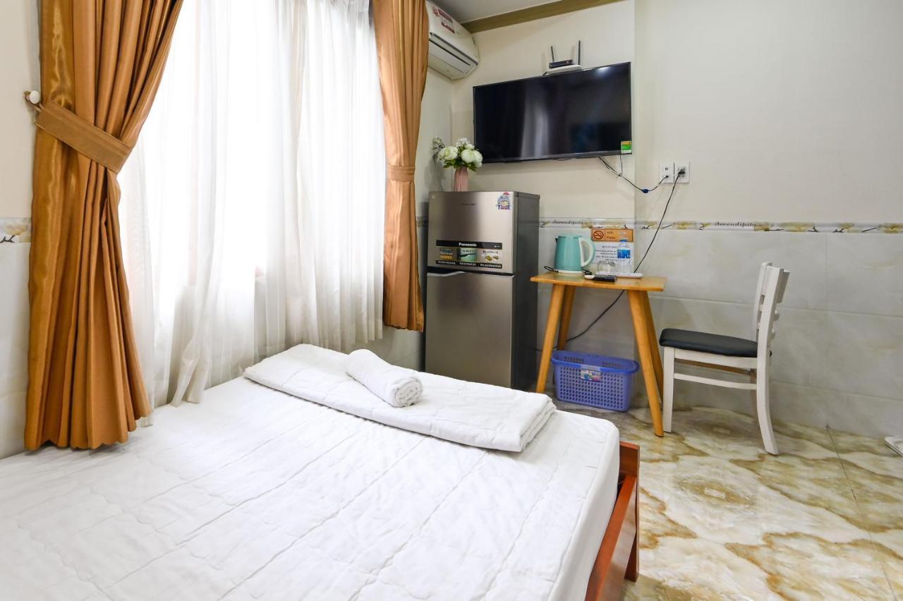 Huyen House Apartment Ho Chi Minh City Exterior photo